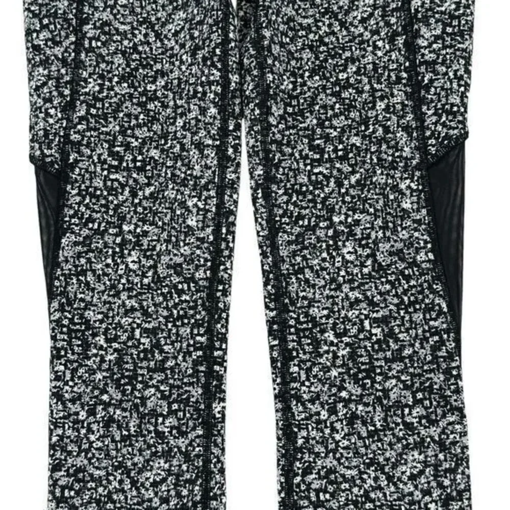 Lululemon Black/White Flower‎ Patterned Women's Leggings Exposed Seam Size 4